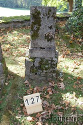 Photos of the grave 127