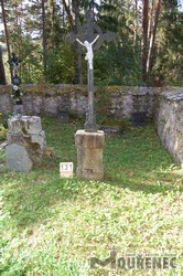 Photos of the grave 131
