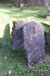 Photos of the grave 138