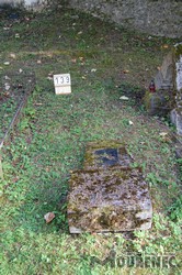 Photos of the grave 139