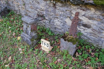 Photos of the grave 140
