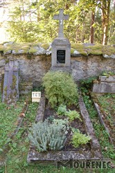 Photos of the grave 169