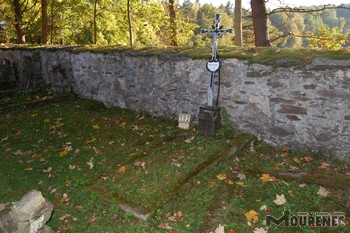 Photos of the grave 192