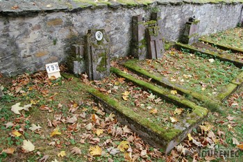 Photos of the grave 199