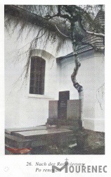 Photos of the grave 20