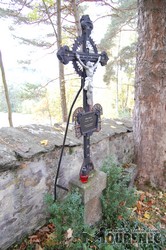Photos of the grave 202