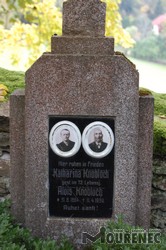 Photos of the grave 204