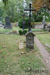 Photos of the grave 23