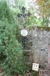 Photos of the grave 28