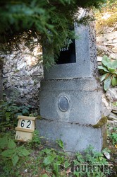Photos of the grave 62
