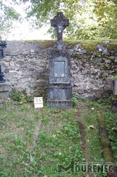 Photos of the grave 65
