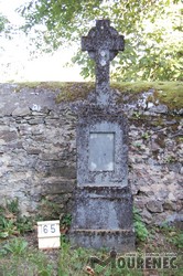 Photos of the grave 65