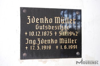 Photos of the grave 70 - Crypt family Müller