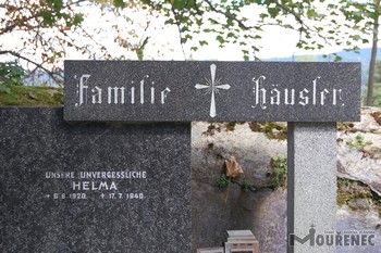 Photos of the grave 71