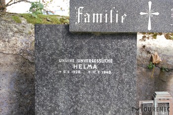 Photos of the grave 71