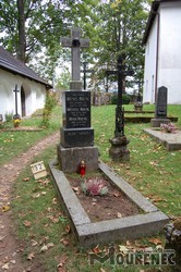 Photos of the grave 92