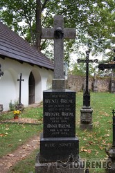 Photos of the grave 92