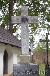 Photos of the grave 92