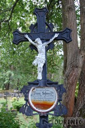 Photos of the grave 98